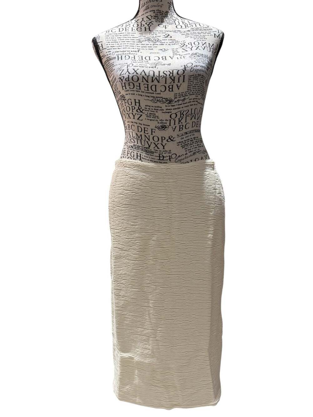 NWOT Fraiche by J Textured Cream Midi Skirt – Size Medium